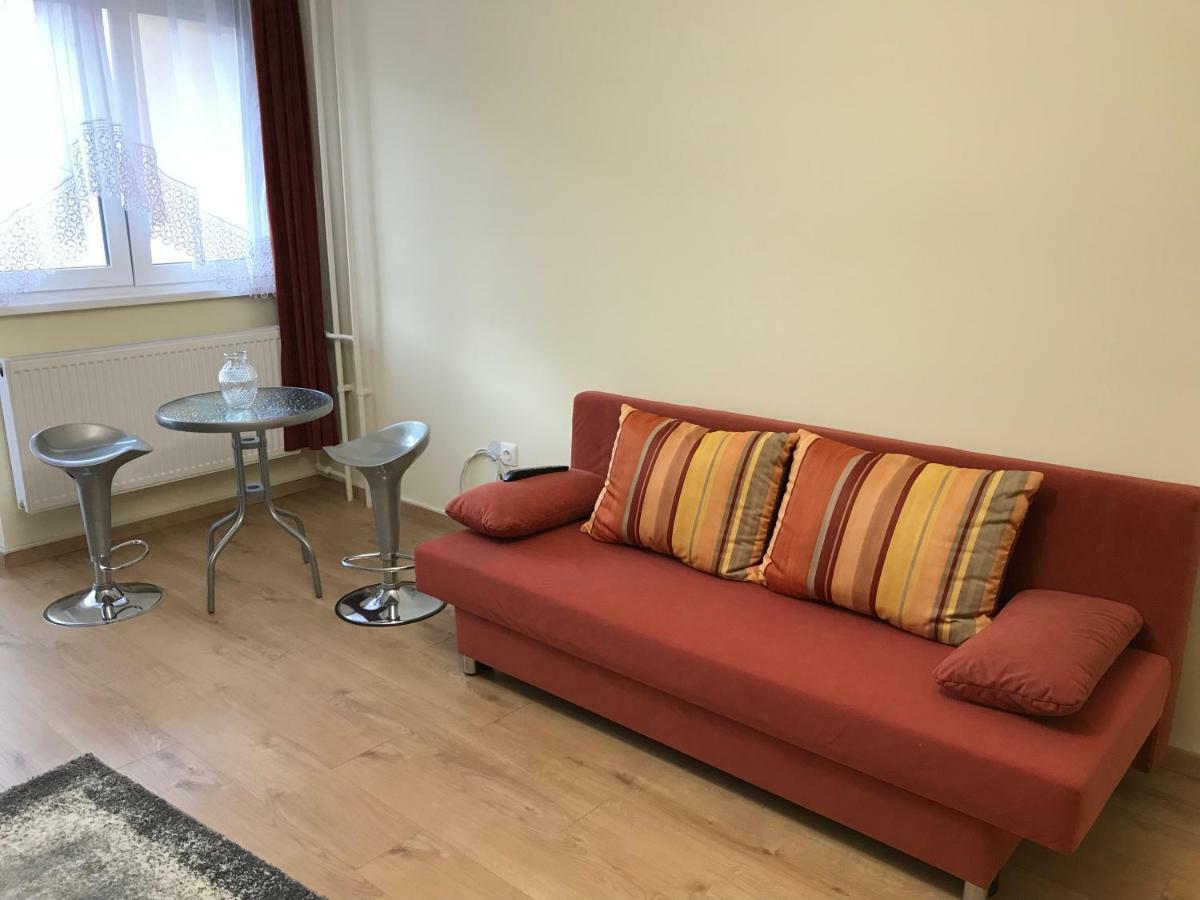 Ella Apartman Debrecen Exteriör bild